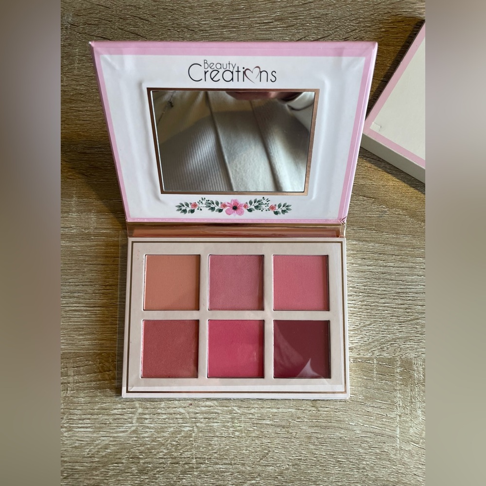 Beauty Creations Floral Bloom Blush Palette 6 Color Pink Rose Blush Set NEW